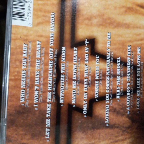 2 Clay Walker Cds - Picture 7 of 7